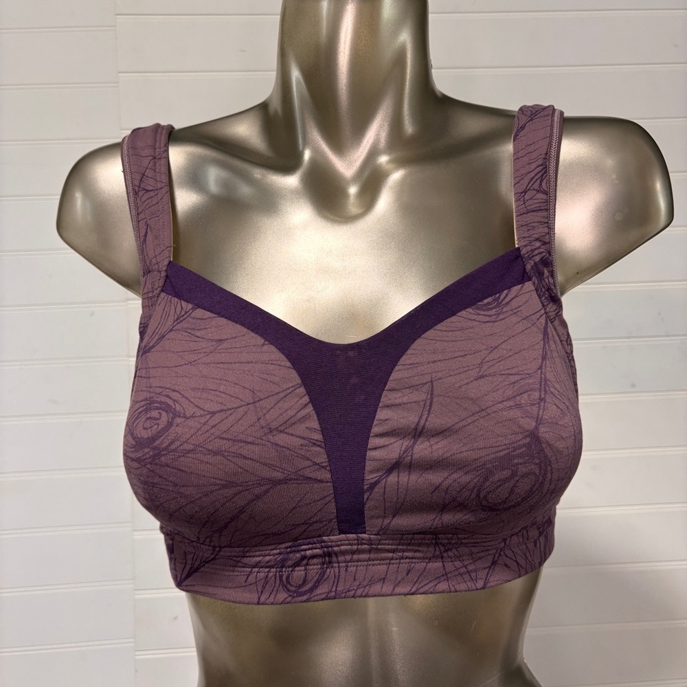 Lululemon Ta Ta Tamer Sports Bra